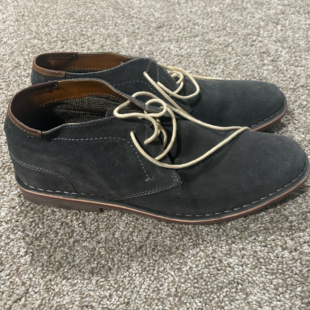 Reaction Kenneth Cole Dark Gray Chukka Boots
